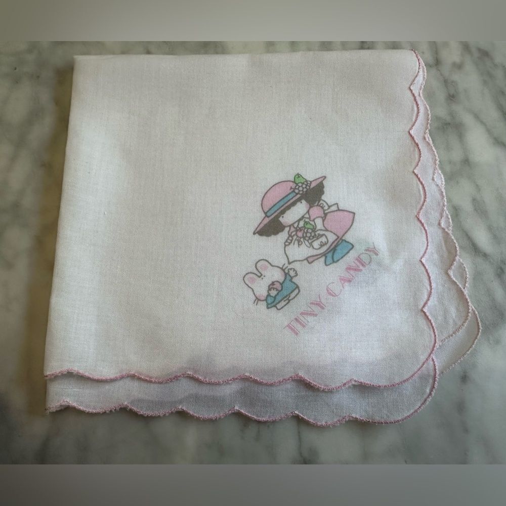 Vintage tiny candy gakken handkerchief Scalloped Edge Excellent Condition Rare